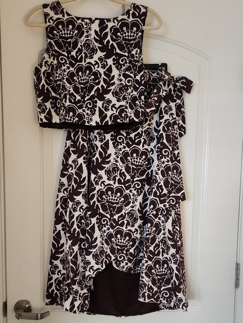Eva Franco Size 8 Women's Floral Two-Piece Dress Set in Brown and White